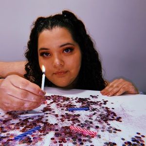 Meet your Posher, Yenifer